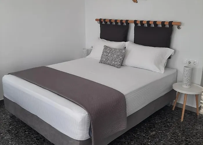 Flora & * נאוסה