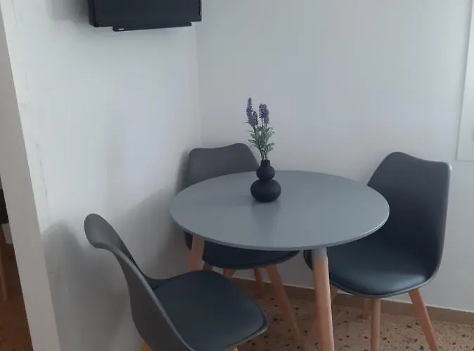 Flora & * נאוסה